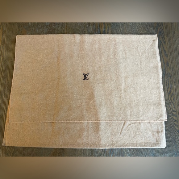 Vintage Louis Vuitton Large Dust Bags 17 x 13” - Picture 1 of 5